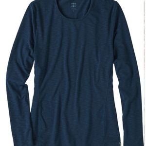 Title Nine Henerala 2.0 Long Sleeve Tee - Size Medium